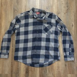 Arizona Long Sleeve Button Down Shirt